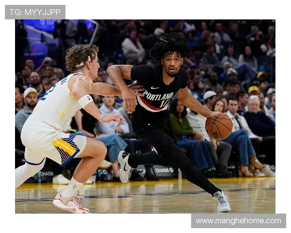 米切尔半场狂砍25分表现惊艳三分球精准助球队争胜